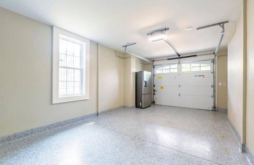 The Queen Place - Updated-Private Backyard - Foto 36