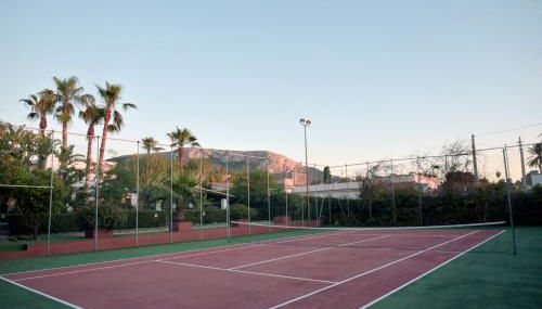 Villa a 300 Mt. dal Mare (Magaggiari) con campo da tennis - Foto 4