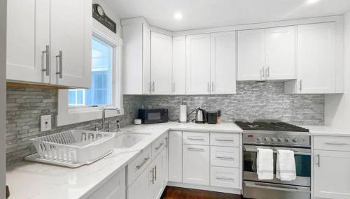 Contemporary 3BR Retreat in East Hampton - Foto 4, stove, pet friendly, minibar