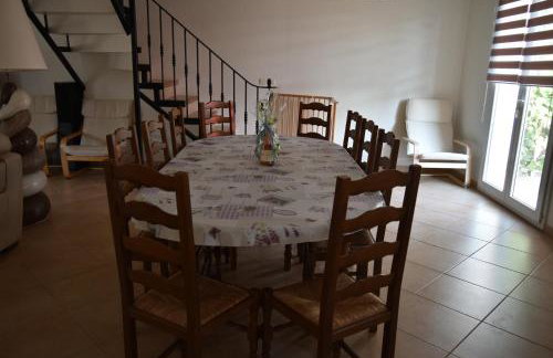 villa classée 4 étoiles avec piscine et boulodrome - Photo 17