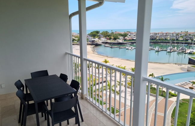 The Couples Condo by Acomodo - Photo 4