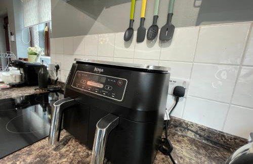 Muddy Paws Cottages - The Nook - Photo 59