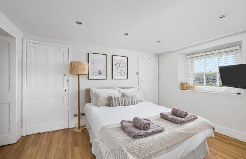NEW 2024 Modern Luxury Holiday Home on the Beach in Devon - Free Parking, Pets Welcome, Sleeps 10 - Foto 28