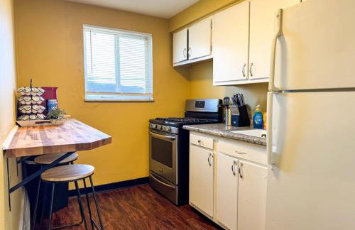 8 Large Apartments with 12 Bedrooms and Parking and WIFI - Foto 41