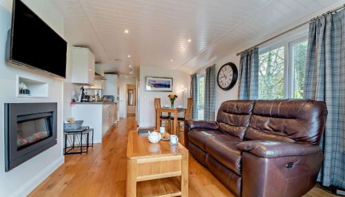 Super King Lodge-sleeps 2-hottub-sea View - Foto 4