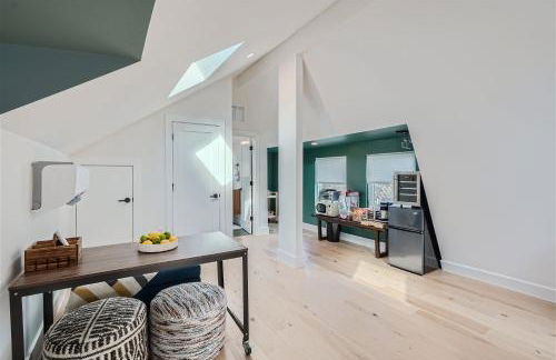 Dip into the 512! Custom Built w/Pool Blocks to DT - Foto 22