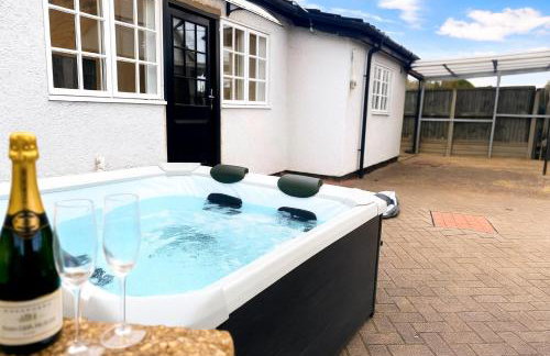 4 Bed Cottage with Hot Tub near Wyboston Lakes - Foto 30