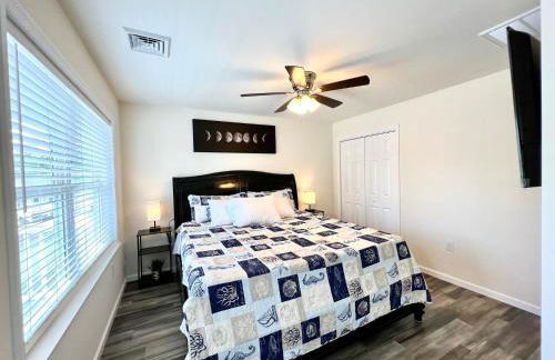 Beach House Cape May just 1 block from the Bay & a Short 5 minutes walk, Sleeps 19 - Foto 19