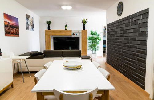 Diana Holiday Home - Foto 38