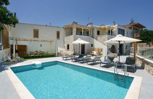 Villa Angelo, Traditional Cretan Stone Villa with Pool & Countryside Views - Foto 34