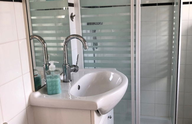 Tranquil Chalet Near the Wadden Sea - Foto 11