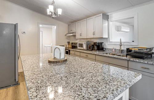 Secluded Family Home in Springfield, Pets Welcome! - Foto 9