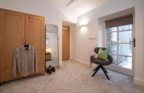 Contemporary Home by LetMeStay - Foto 12