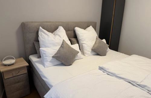 GoldenKey-Suites - Luxury Suite 'Rathausplatz' - Overlooking the Main Square - Air Conditioning & Elevator - Foto 7
