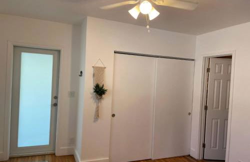 Tropical Paradise in Miracle Mile with Parking - Foto 42