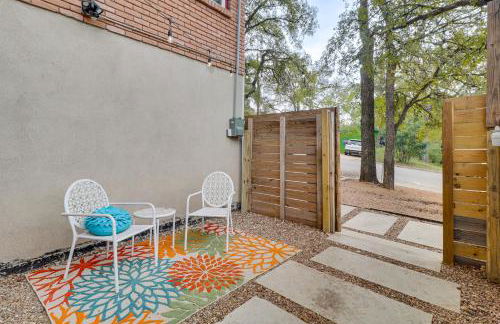 3 Mi to Dtwn Austin! Sleek Apt with Private Patio - Foto 21