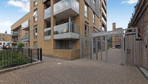 Canary Haven Elegant 3-Bedroom Apartment - Foto 3
