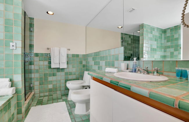 NEW Amazing Large 3BR Direct Oceanfront Penthouse On Ocean Drive - Foto 31