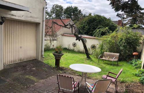 Ahmed Al-Hamadani - Photo 22