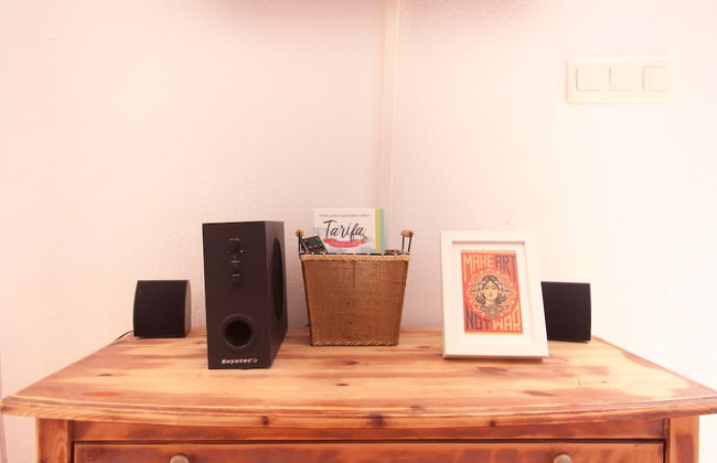 Beach House with garden - Photo 16