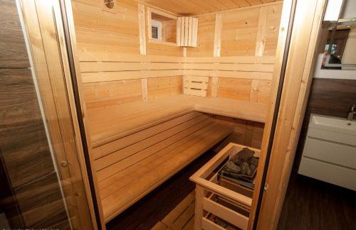 Traumferienhaus Bergblick Mittelndorf, bis zu 8 Personen, Sauna, Grill - Photo 11