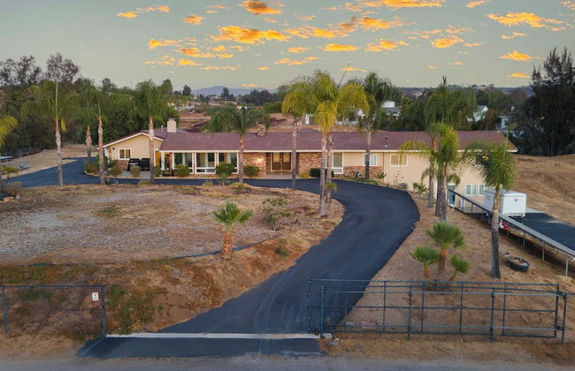 Bordeaux by Avantstay Private Pool, Hot Tub & Game Room Near Temecula - Foto 47