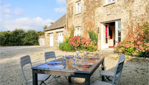 4 Bedroom Pet Friendly Home In Portbail - Photo 3