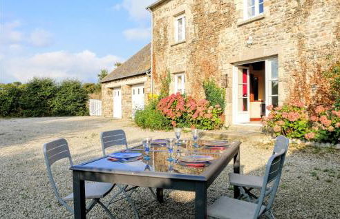 4 Bedroom Pet Friendly Home In Portbail - Photo 3