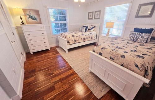 One-of-a-kindBeach, Village, Dock & Private Pool! - Foto 31