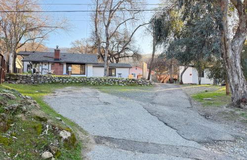 Modern Cabin, Near Snow Park, 3.5 Miles to SNP! - Foto 9