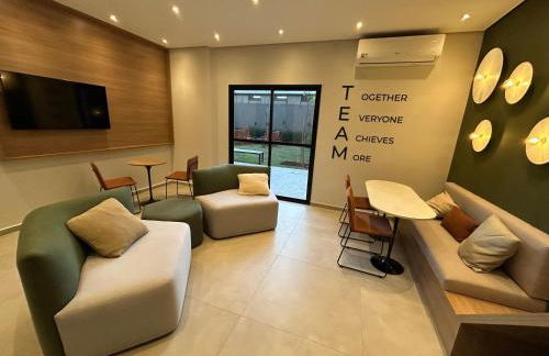 Moema URBAN Heaven - Piscina - Prox Metro - Prox Sh Ibirapuera - Cama Queen - Internet 500mbps - Ar cond - Cozinha completa - Academia - Churrasqueira - Foto 58