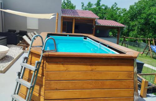 apartman Goga with pool and jacuzzi - Foto 23