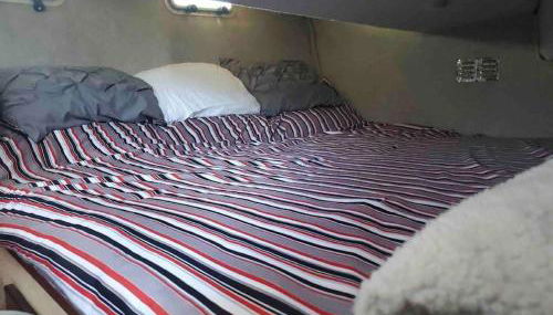 Waterfront 32' Bayliner Yacht - Photo 2