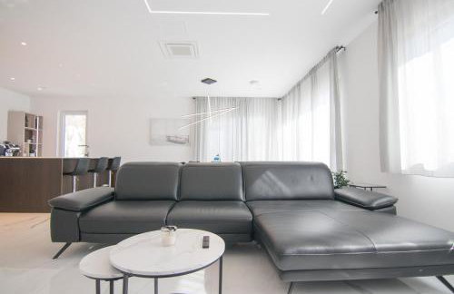 Villa Ancora, Luxury Villa with Pool - Photo 10