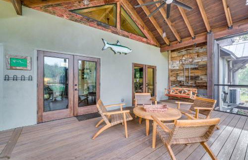 Riverfront Fishers Paradise in Florida with Dock! - Foto 17