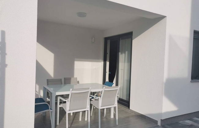 Luxurious 2-bed Appartment in Mandre With Pool - Foto 35