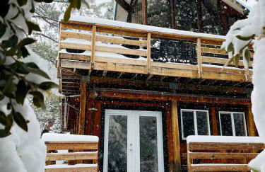 Stunning Cabin with Indoor Jacuzzi Ideal for a Weekend Getaway from Los Angeles - Foto 1