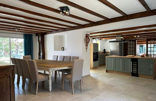 Villa Chantebise, calme et élégance avec piscine privée - Foto 19