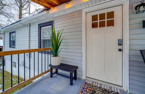 Walk to Dtwn Fayetteville Family Home with Fire Pit - Foto 21