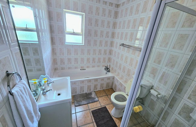 Bayside Terraces by Tanaka Kingdom - Photo 17