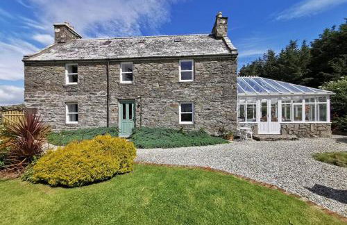 Cosy, Coastal Retreat with a Large Garden - Photo 3