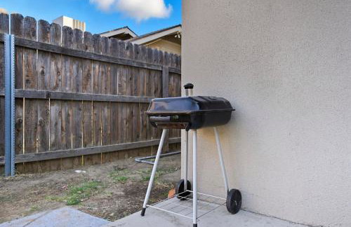 The Cozy Rustic Sequoia Wi-Fi & 2 Garage - Foto 30