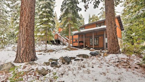 Lake Tahoe Family Home with Hot Tub and Game Room! - Foto 4
