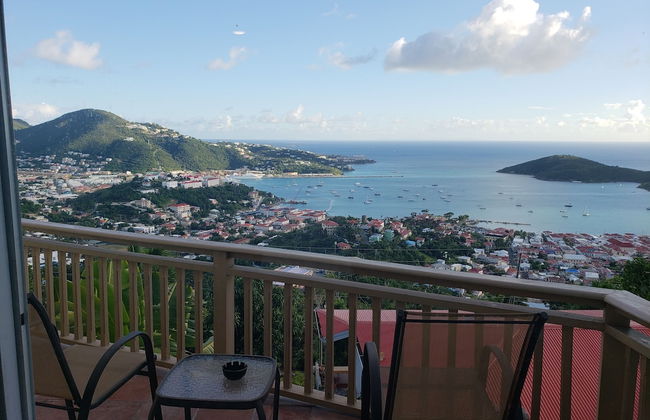 Little Indigo Apartments - Photo 1