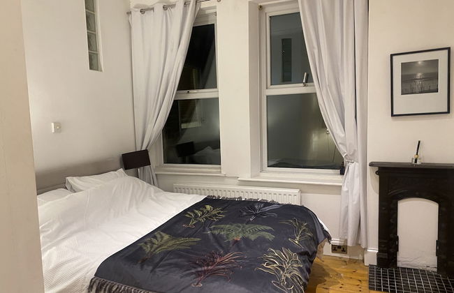 Stunning 2-bed Pet Friendly Apartment in Gateshead - Photo 1