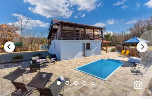 VILA IRENA - Photo 1