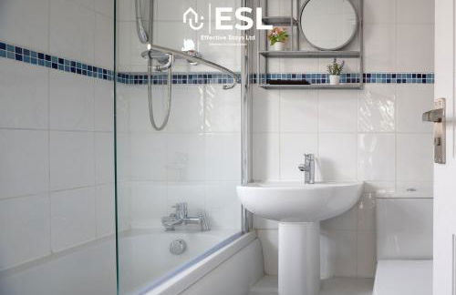 Luxurious 2 Bedroom Countryside Hot Tub Retreat in Stiperstones - Foto 13