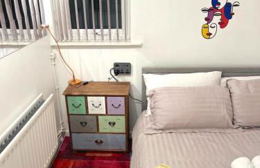 COZY Apartment 4 - Photo 2