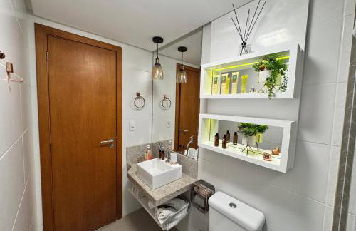 Magnífico APARTAMENTO de Charme - 3 quartos AR CONDICIONADOS SPLIT - Beira Mar, 2 banheiros, 2 Vagas Garagem, 4 Varandas, 2 Elevadores, Redes para Descanso, Wi-Fi, Air Fryer, Disney Plus, HBO Max, Cadeiras de Praia e Caixa Térmica - Photo 27