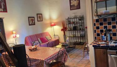 Appartement spacieux à Arles avec piscine et jardin partagé - Foto 2